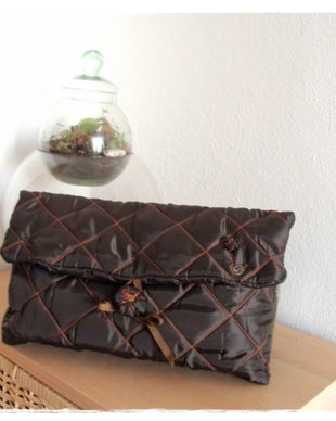 clutch bag_chocholate + bratara portocalie