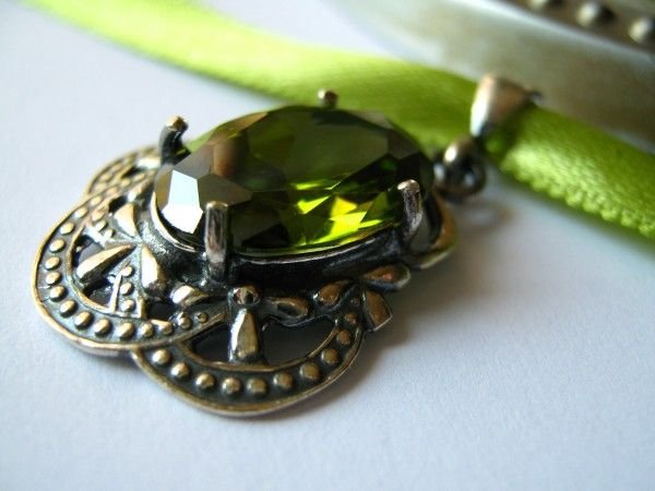925 sterling silver pendant...go green!