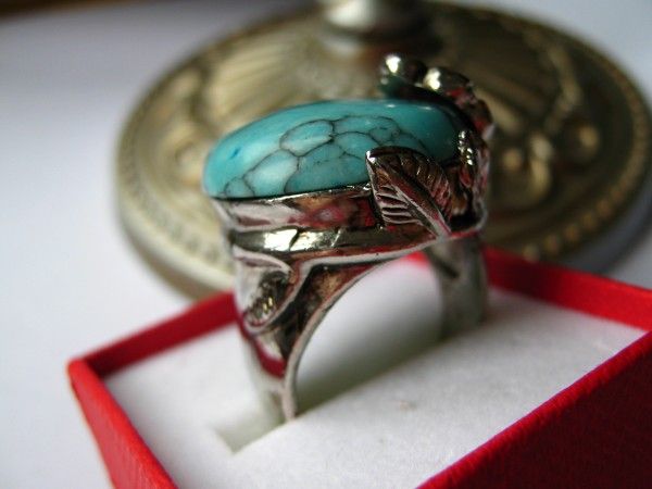 turquoise flower ring...