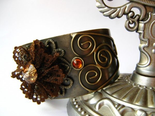 swarowski & lace bracelet...