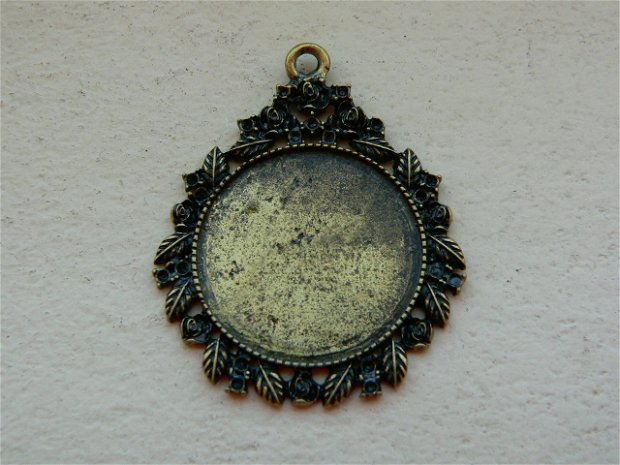 Baza camee (medalion) - rezervat