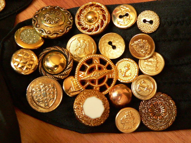 " Million Sparkling buttons"