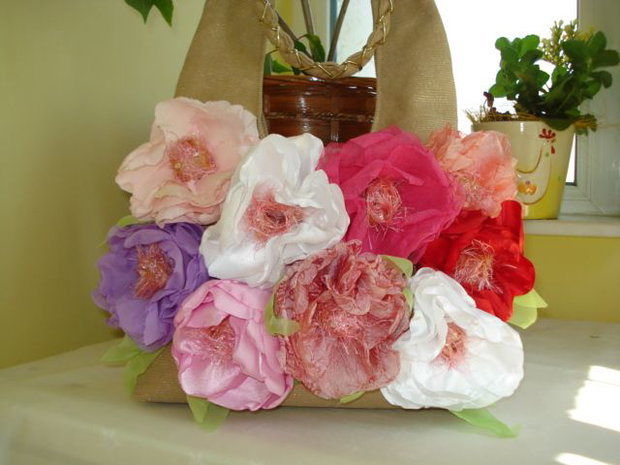 multe flori . . .