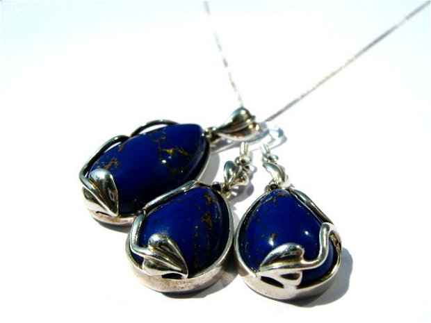 925 STERLING SILVER &#039;&#039;BLUE DROPS&#039;&#039;...