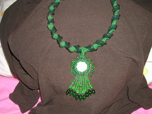 ”Dragonul Verde”Colier-vandut