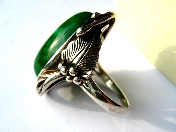 925 STERLING SILVER "PERFECT GREEN&#039;&#039;