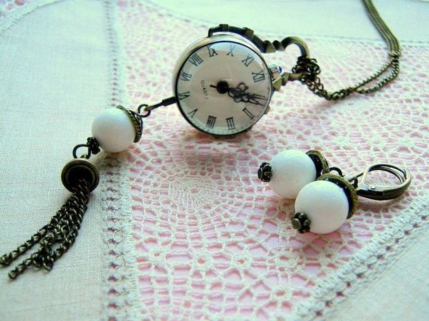 'VINTAGE CRYSTAL DELIGHT' set