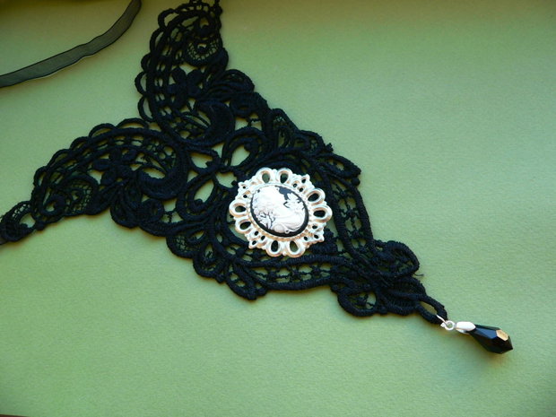 "Lace queen" (2)