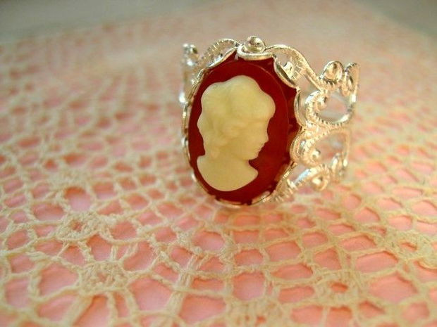 VINTAGE CARNELIAN RING...