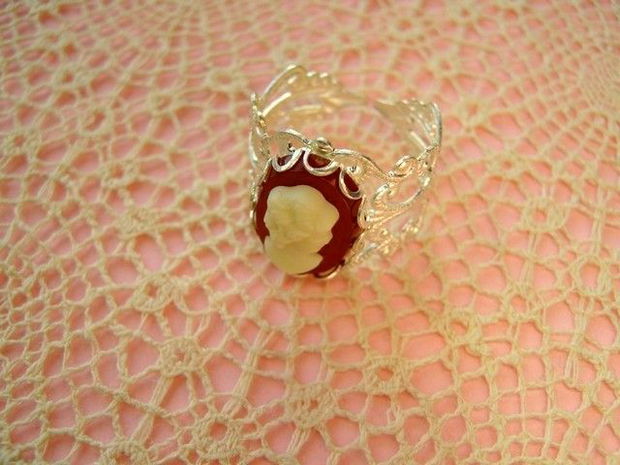 VINTAGE CARNELIAN RING...