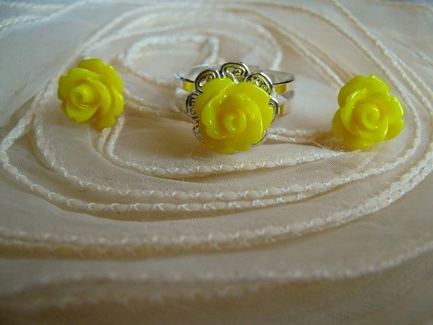 YELLOW ROSES-set..