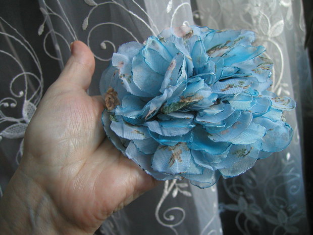 Brosa-floare organza XXL sau colier- ce doriti!