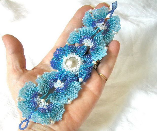 Bratara-FLUTURE- UNIKAT cu rivoli Swarovski-transport inclus