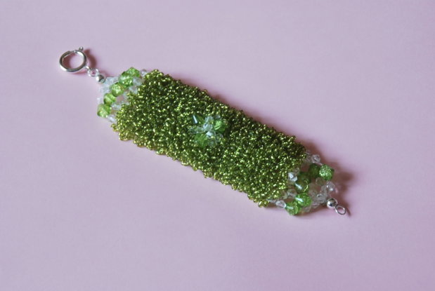 Bracelet of spring