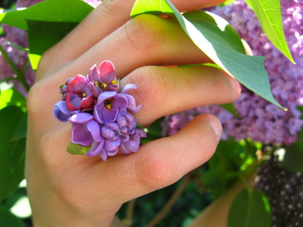 Inel Liliac REZERVAT