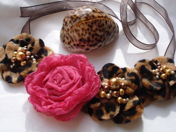 COLIER LEOPARD REZERVAT ADI