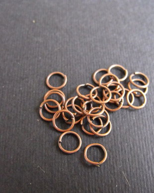ZALE CURPU CU TAIETURA - 8 MM( 50 BUC.)