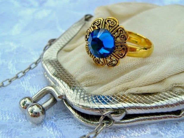 CAPRI BLUE & GOLD