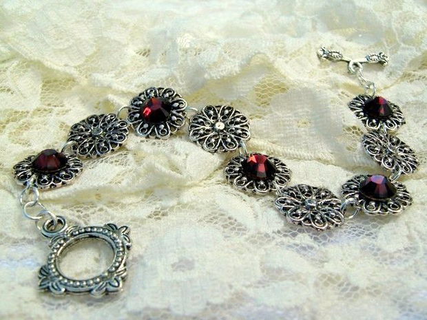 ANTIQUE SWAROVSKI BRACELET