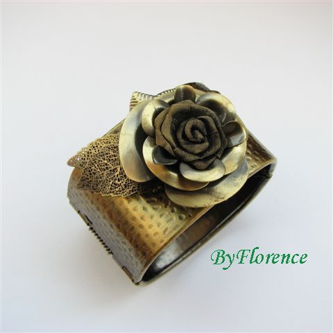 Ancient rose - bratara # F0267
