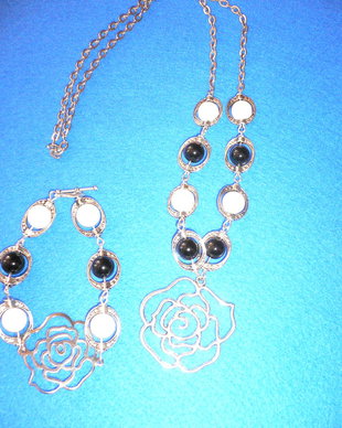 SET AGATE ALBE SI ONIX - VANDUT