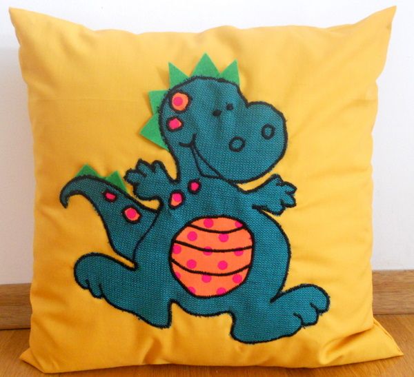 Perna patrata dinozaur haios