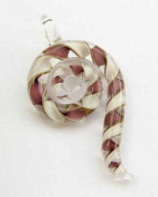 1240 - Pandantiv sticla tip Murano, acadea baston spirala, 74-84x37-38x7-8mm