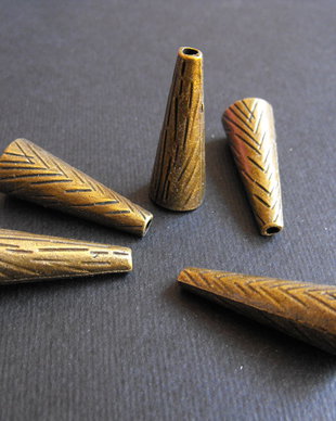 CON BRONZ  - 28 X 10 MM