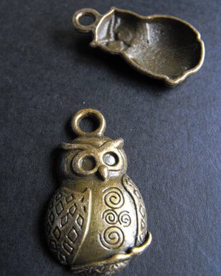 PANDANTIV BRONZ BUFNITA - 39 X 22 MM