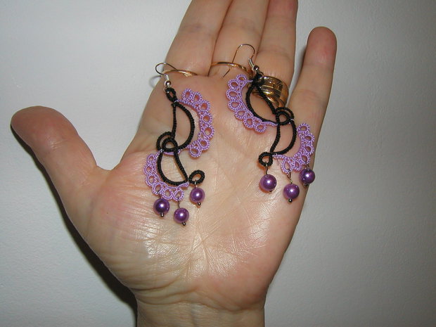 Cercei tehnica tatting