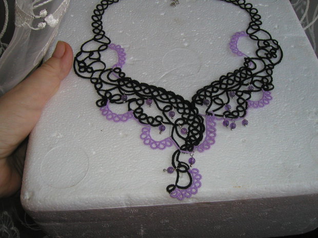Colier tehnica tatting  pt.cerceii lucrati la felREZERVAT