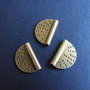 DISTANTIER BRONZ - 19 X 13 MM