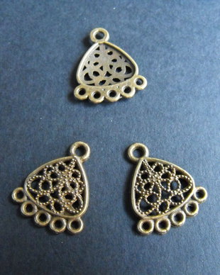 CHANDELIER BRONZ - 22 X 18 MM