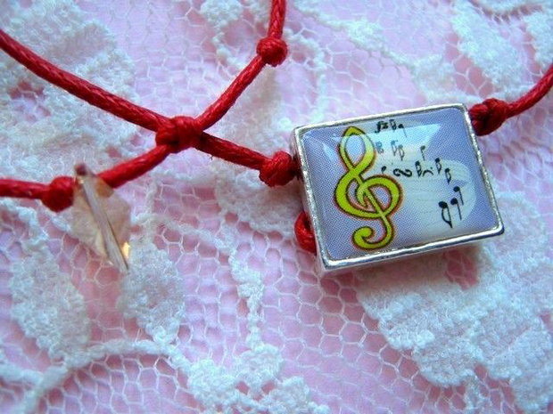 2 LUCKY BRACELETS-rezervat