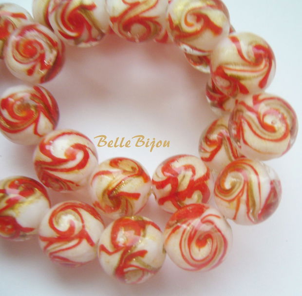 Margele sticla lampwork alb-rosu-auriu aprox 12.5 mm