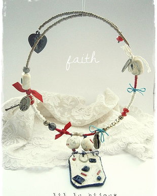 Colier Faith