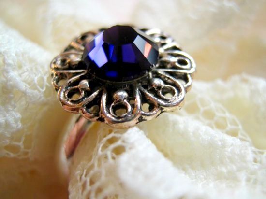 PURPLE VELVET SWAROVSKI RING