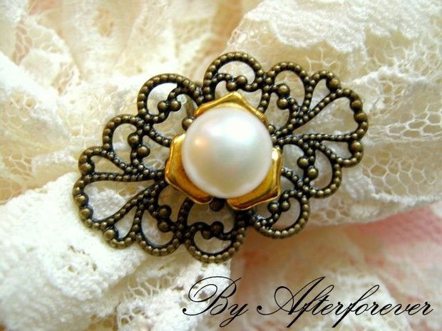 PEARLY FILIGREE