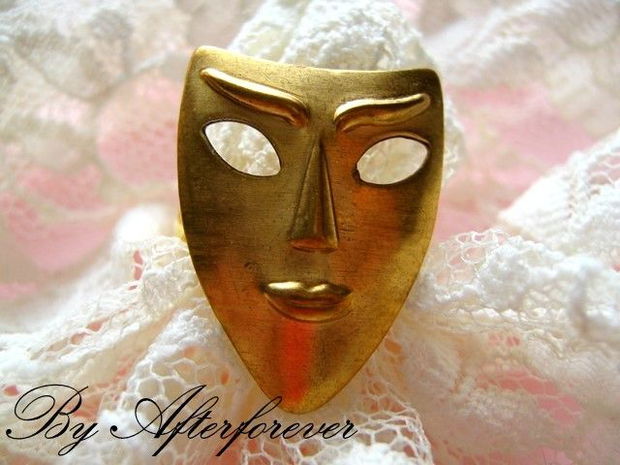 MASQUERADE BALL- rezervat D.