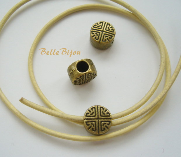Accesoriu finisaj bronz pentru snur sau piele rotund in sectiune, de diametru 11 mm si grosime 7 mm