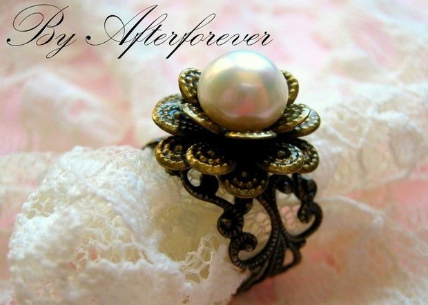 PEARLY ANTIQUE