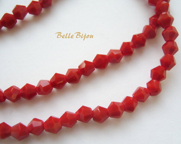 Cristale biconice de aprox 4 mm rosu mat (10 bucati)