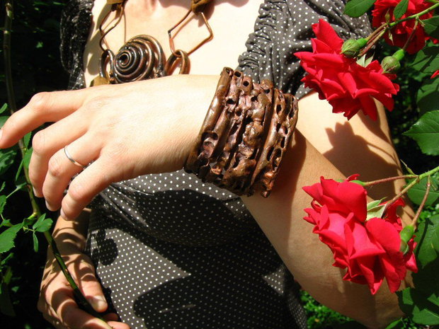 Bratara artistica