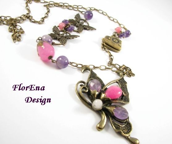Gingasie intr-o aripa de fluture # F0572