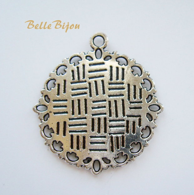 Rama rotunda pentru camee sau cabochon argintiu antichizat 32x35 mm (cu agatatoare)