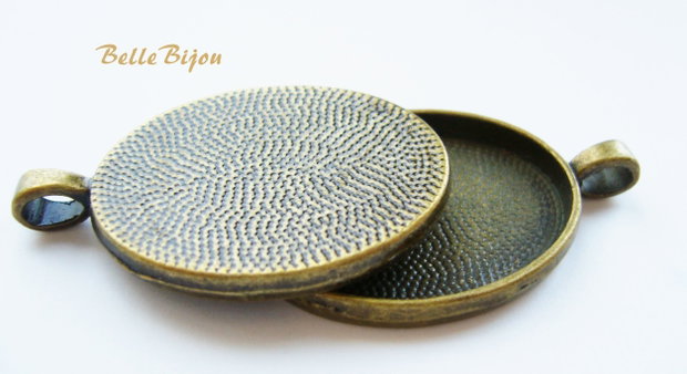 Rama finisaj bronz ovala camee sau cabochon forma tava de diametru 25x39 mm cu agatatoarea