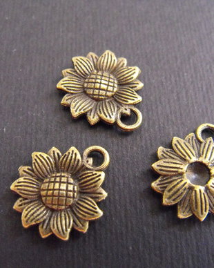PANDANTIV BRONZ - FLOARE - 18 X 15 MM