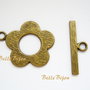 Inchizatoate toggle finisaj bronz model floare, identica pe ambele fete