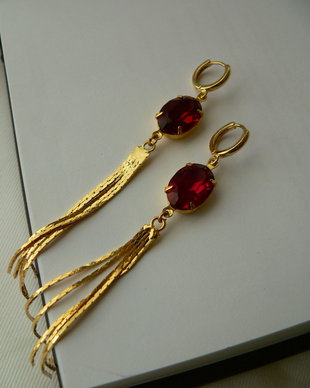 "Luxurious ruby"
