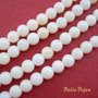 Coral alb cu tenta galbuie 4 mm (10 bucati)